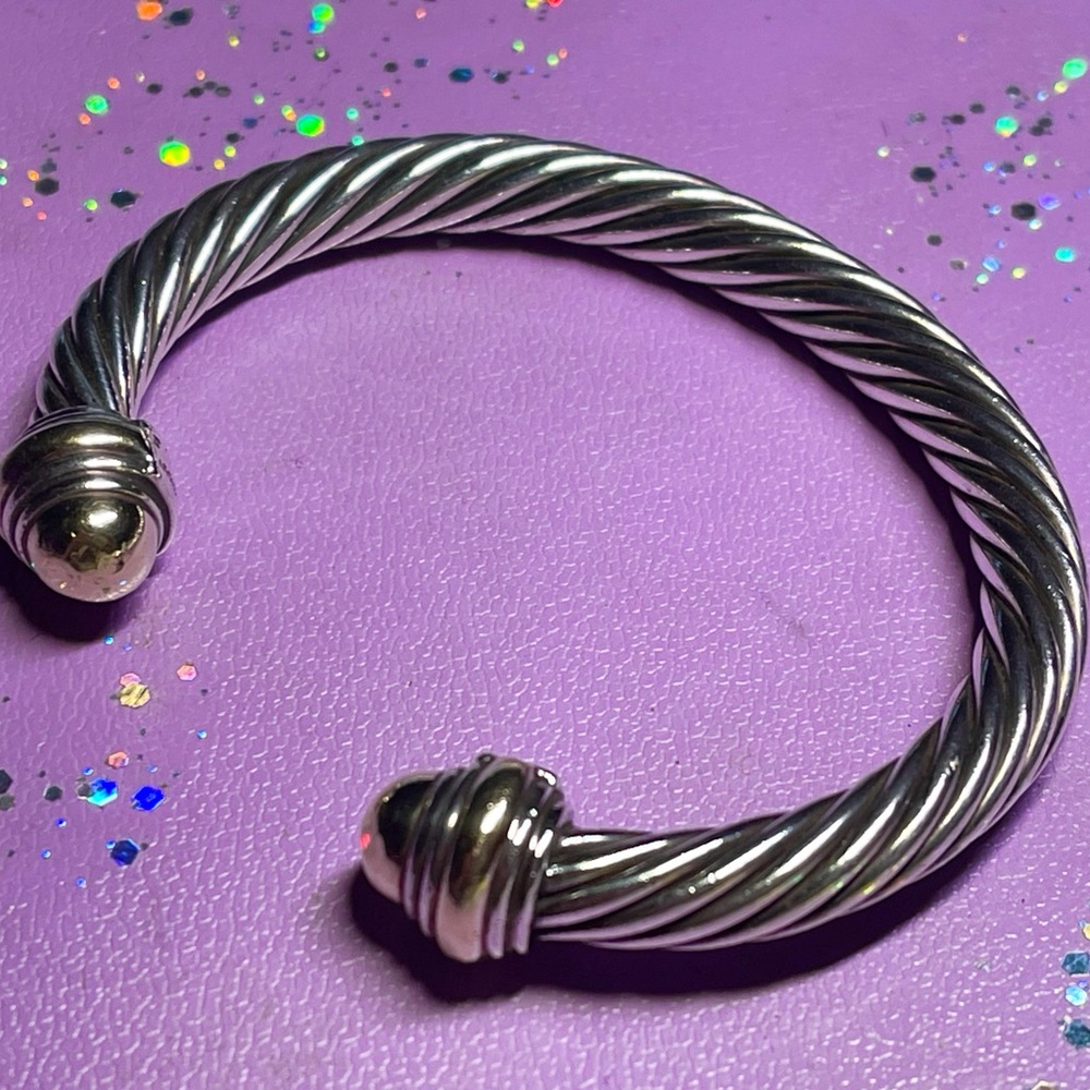 David Yurman Classic Gold & Silver  Cable bracelet is timeless 7mm - Picture 6 of 14